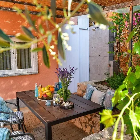 Lägenhet In - Insel Krk 34427 Stara Baška